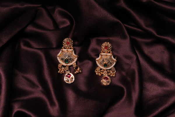 Traditional Brass Base Husslee Set