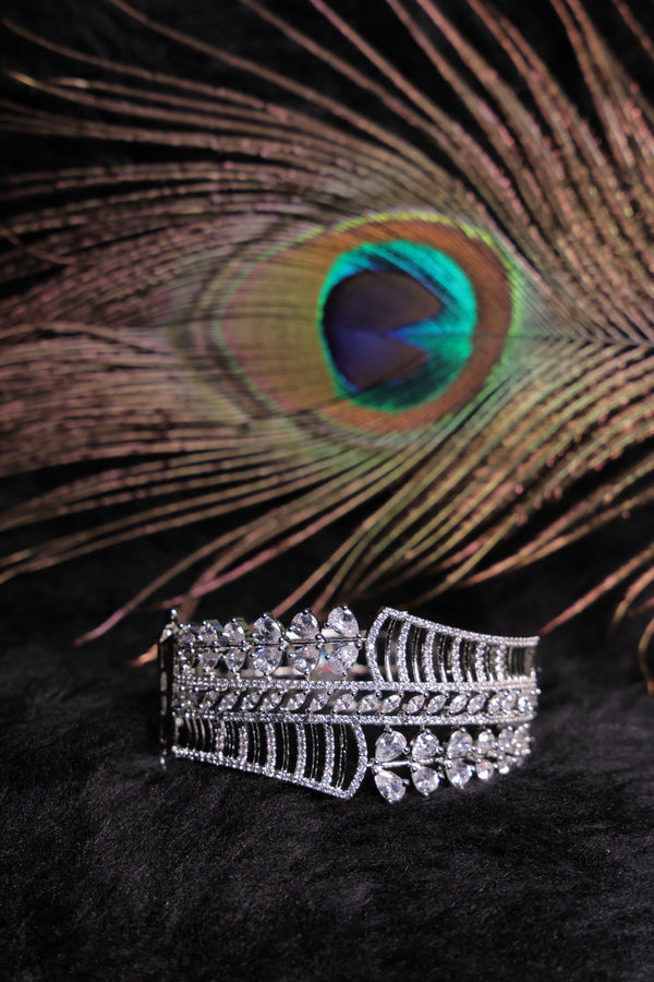 Ammaira’s Silver Plated AAA AD Zirconia Openable Bracelet