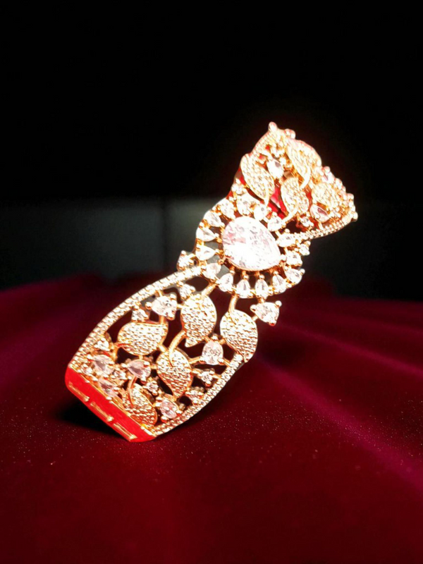 Ammaira’s Rose Gold Plated AAA AD Zirconia Openable Bracelet