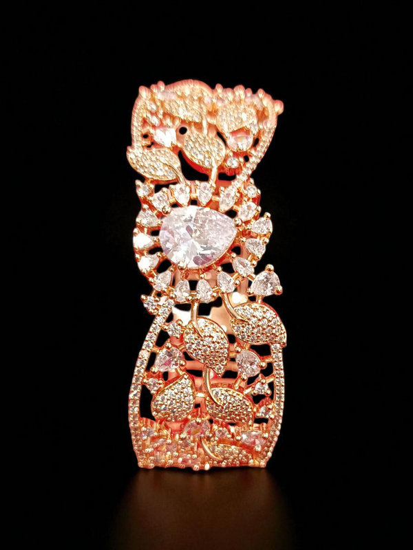 Ammaira’s Rose Gold Plated AAA AD Zirconia Openable Bracelet