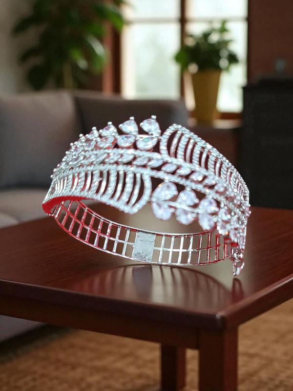 Ammaira’s Silver Plated AAA AD Zirconia Openable Bracelet