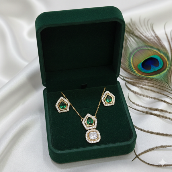Ammaira Carat Polish Polki Pendant Set – Premium Designer Earrings Set
