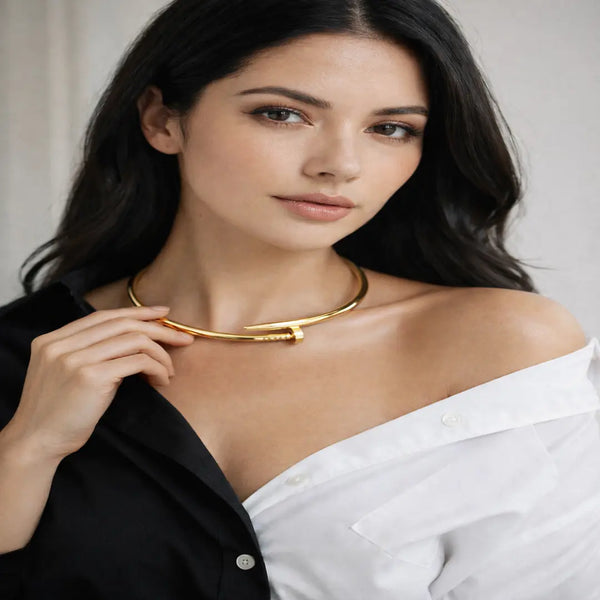 Elegant Gold Plated Nail Design Neck Piece for Women